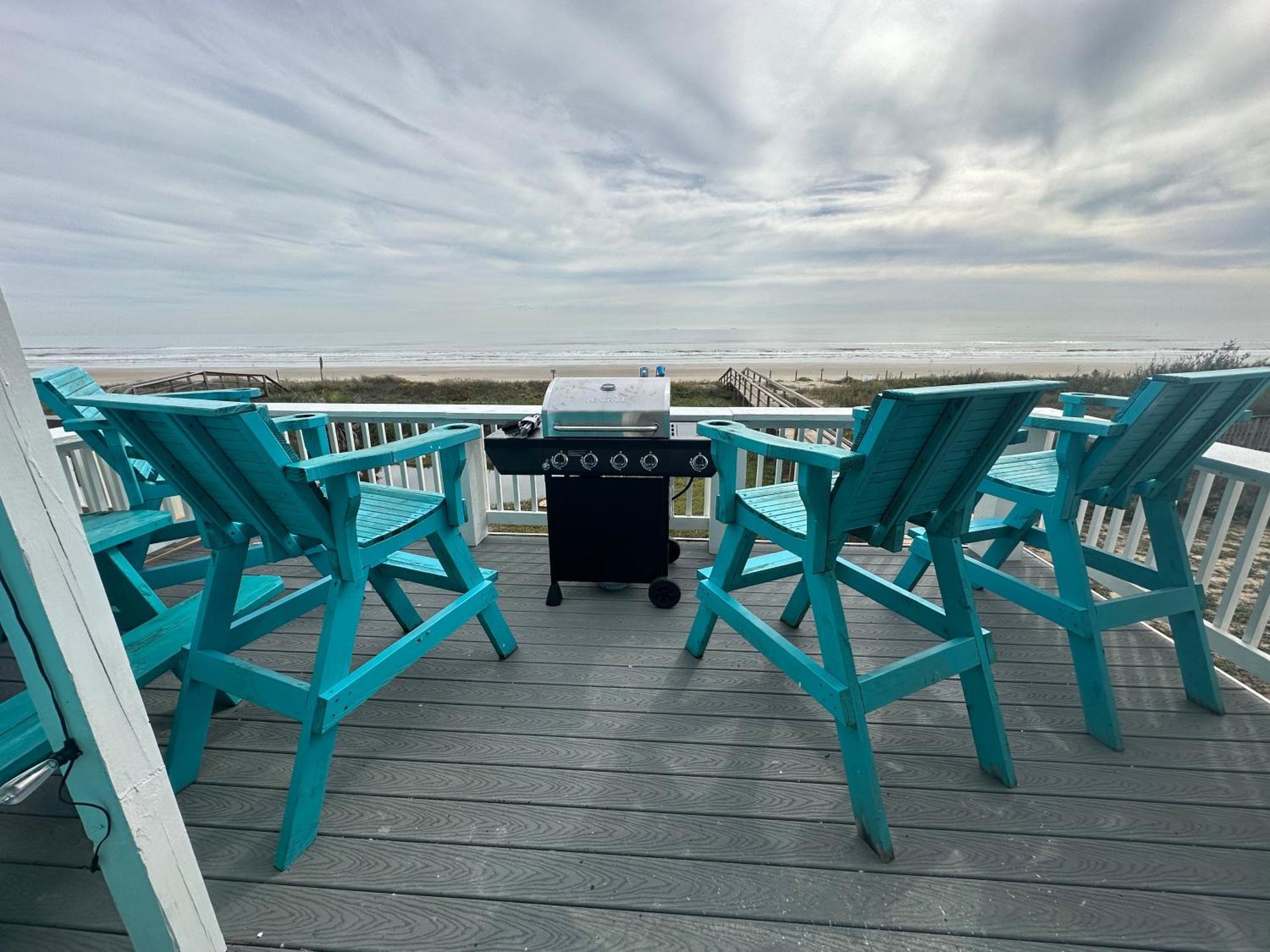 Beachfront Retreat! 3 Steps To Walkover! Surfside Beach Exterior foto